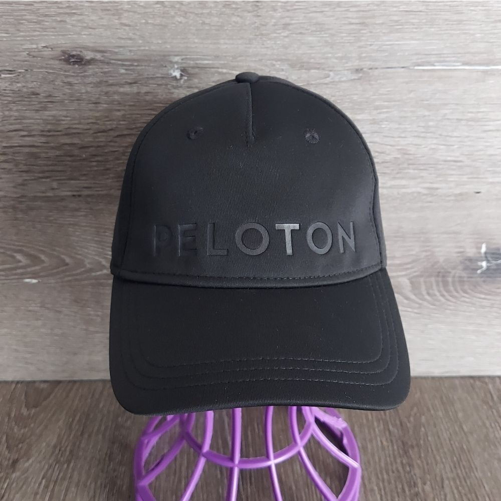Peloton Hat - Black - One Size